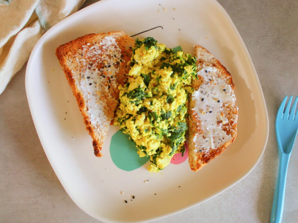vegan scrambled eggs recipe for kids with toast