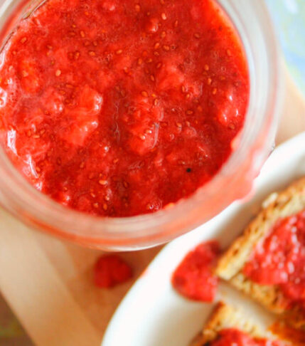 easiest vegan strawberry jam recipe